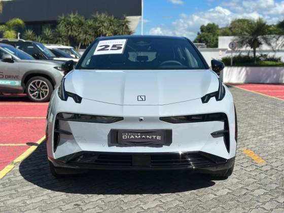ZEEKR X 66 KW ELÉTRICO FLAGSHIP AWD